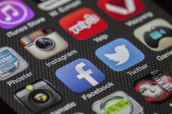 Facebook va réduire la visibilité des sites les moins rapides !