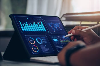 Pourquoi intégrer la data dans votre brief créatif change tout à vos résultats