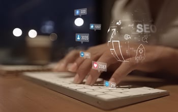 SEO et Social Media : le nouveau duo gagnant pour augmenter votre visibilité dans les LLMs