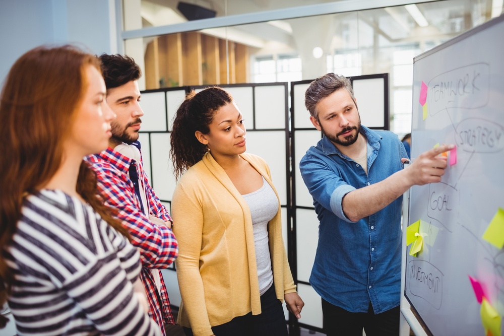 Comment expliquer la différence entre les clics Adwords et les sessions Analytics ?